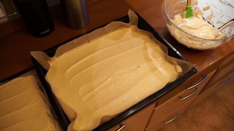 уровень на противне