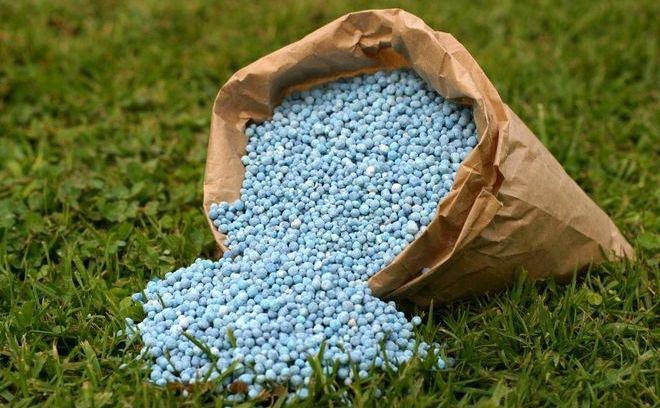 Удобрение в мешке