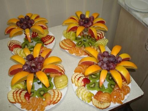 Как красиво резать фрукты. Прикольные идеи, как сделать фруктовый стол